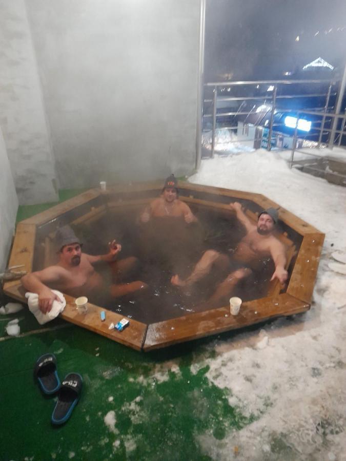 Greku Hotel *